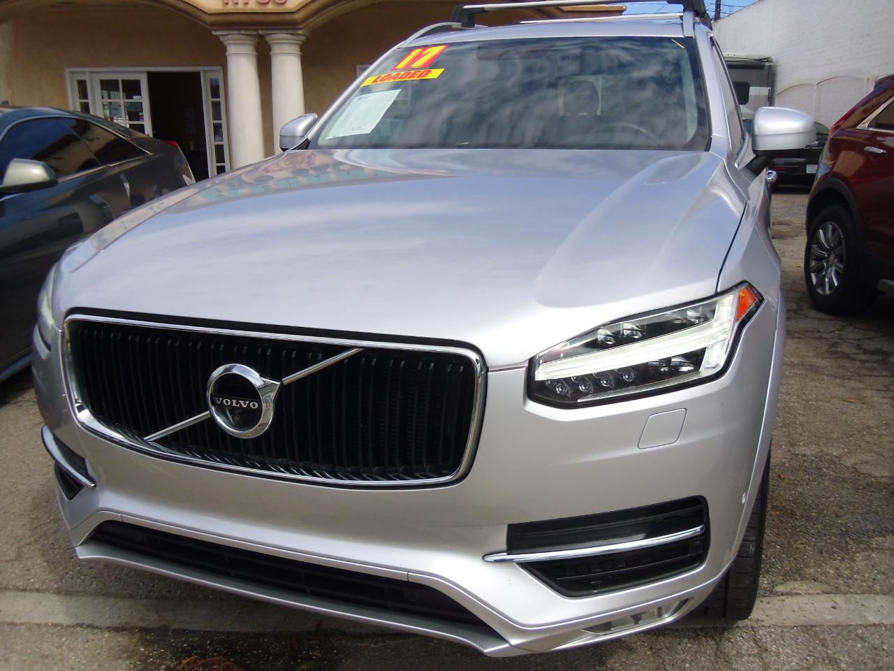 Volvo XC90 T6 AWD 7-Passenger Momentum 2017