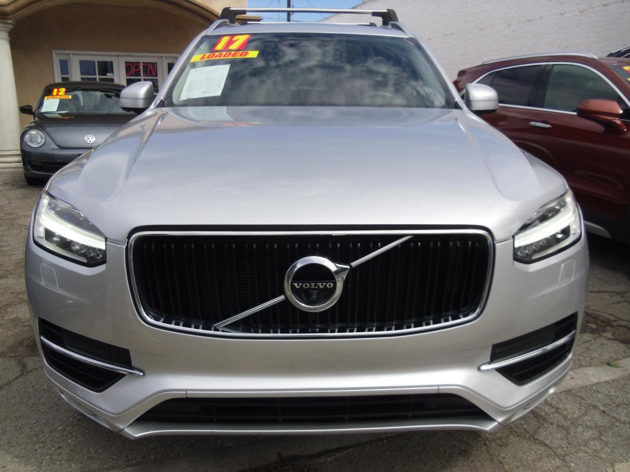 Volvo XC90 T6 AWD 7-Passenger Momentum 2017