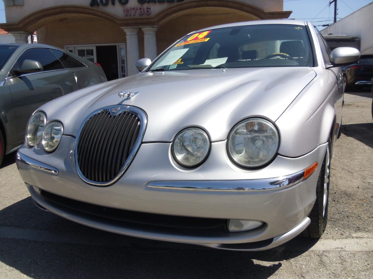 Jaguar S-Type 4dr Sdn V8 2004