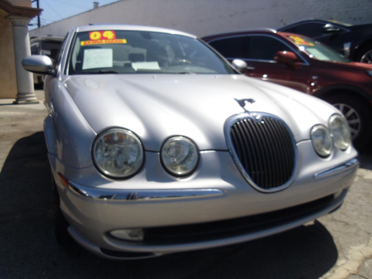 Jaguar S-Type 4dr Sdn V8 2004