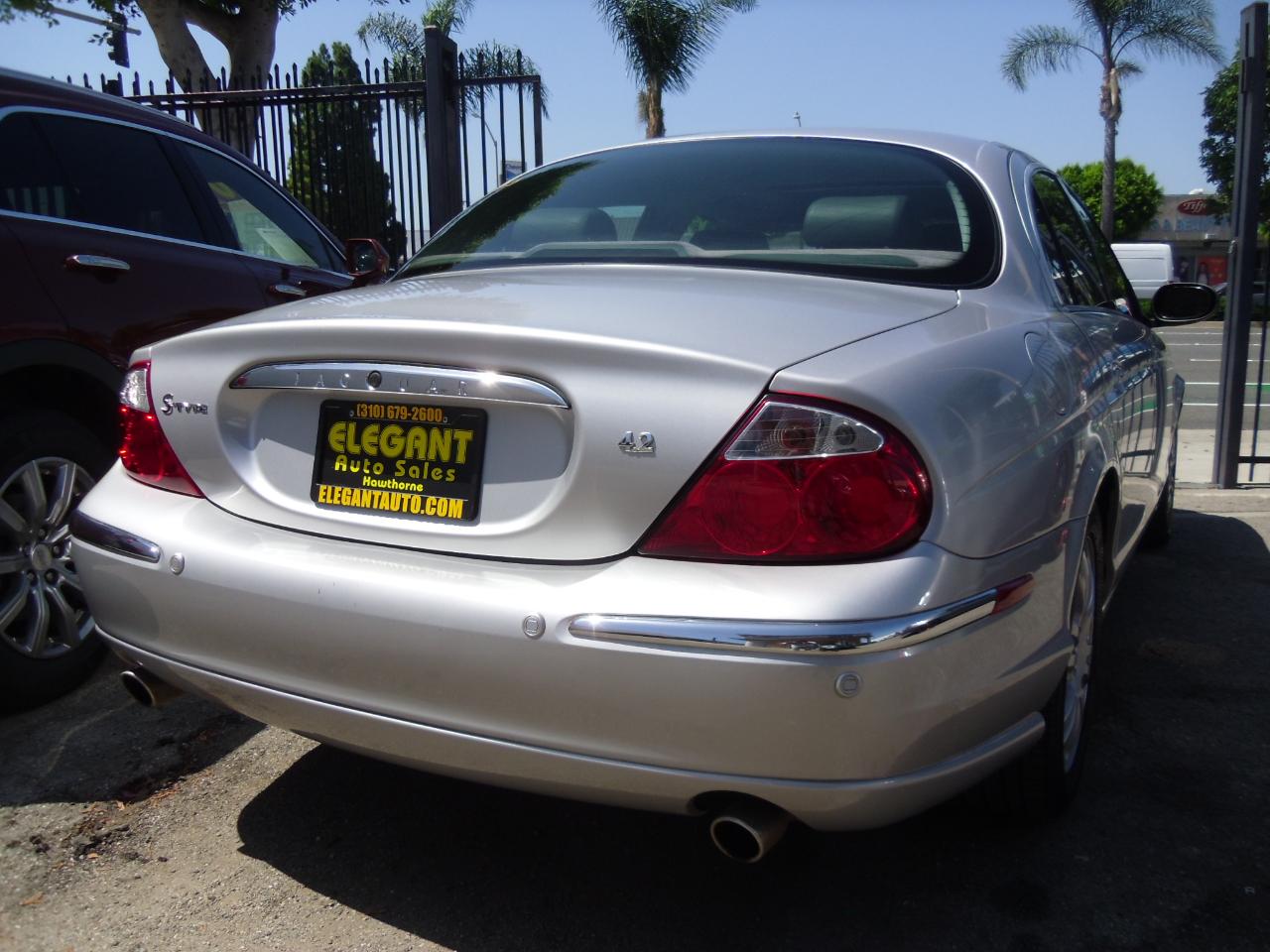 Jaguar S-Type 4dr Sdn V8 2004