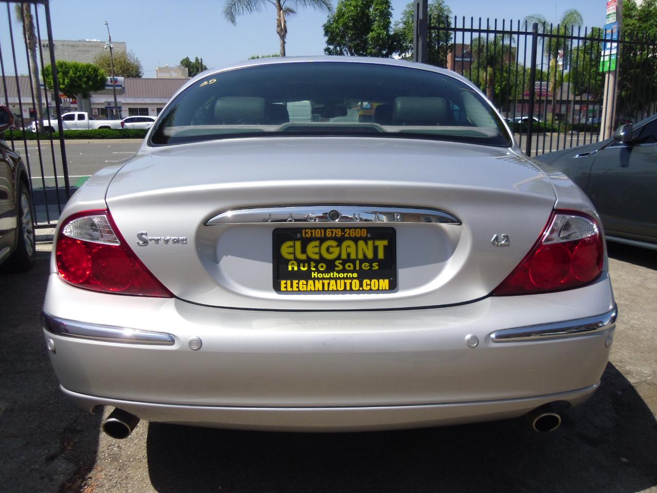 Jaguar S-Type 4dr Sdn V8 2004