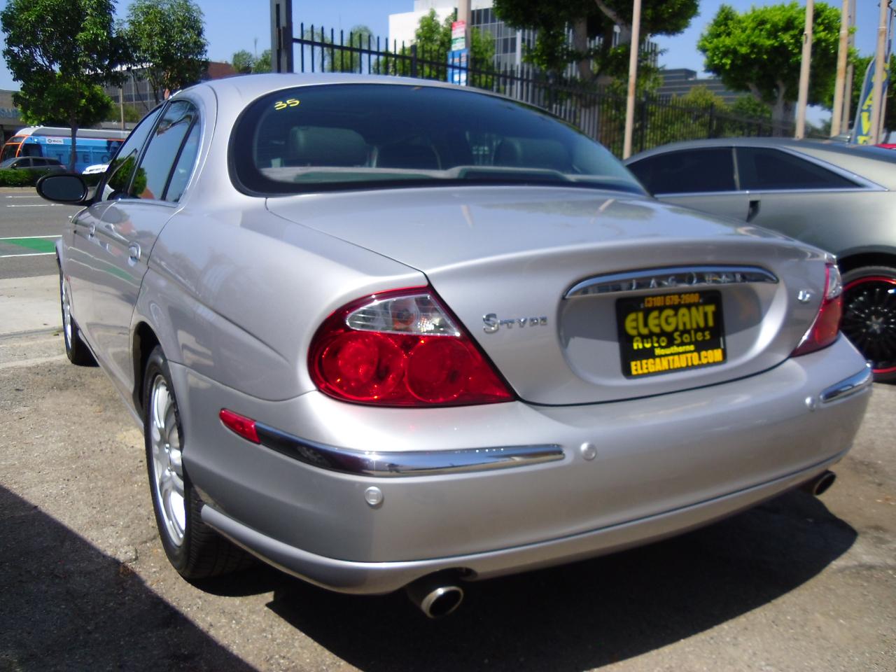 Jaguar S-Type 4dr Sdn V8 2004