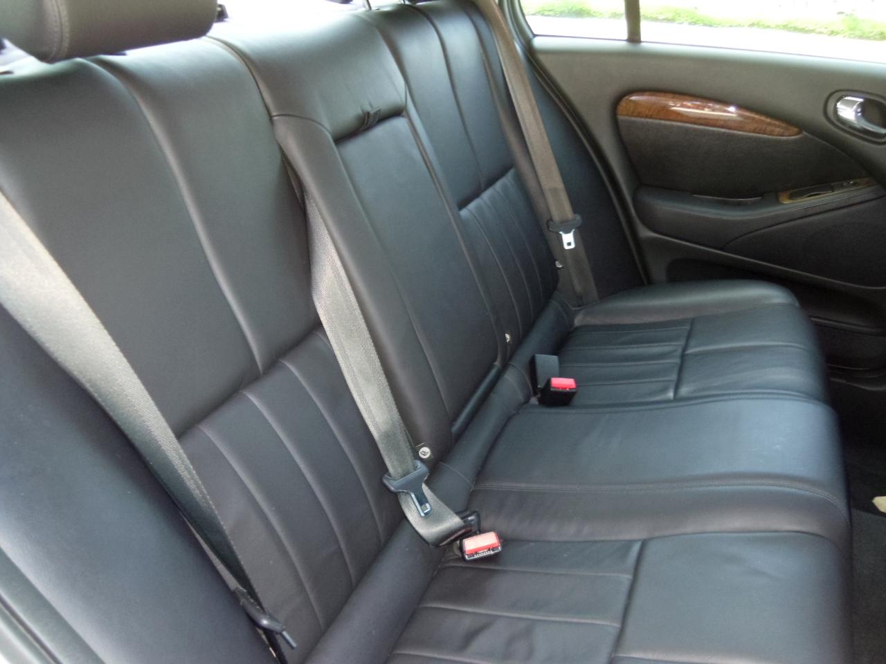 Jaguar S-Type 4dr Sdn V8 2004