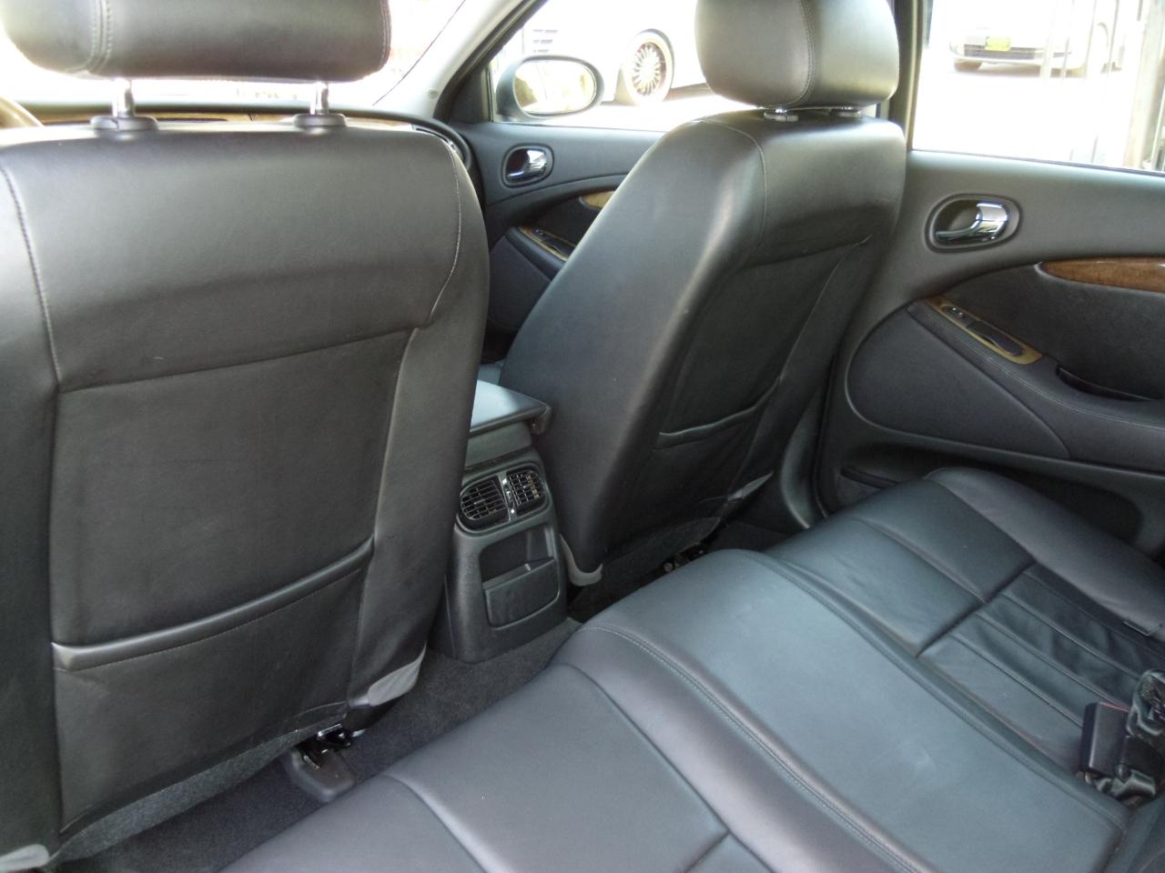 Jaguar S-Type 4dr Sdn V8 2004
