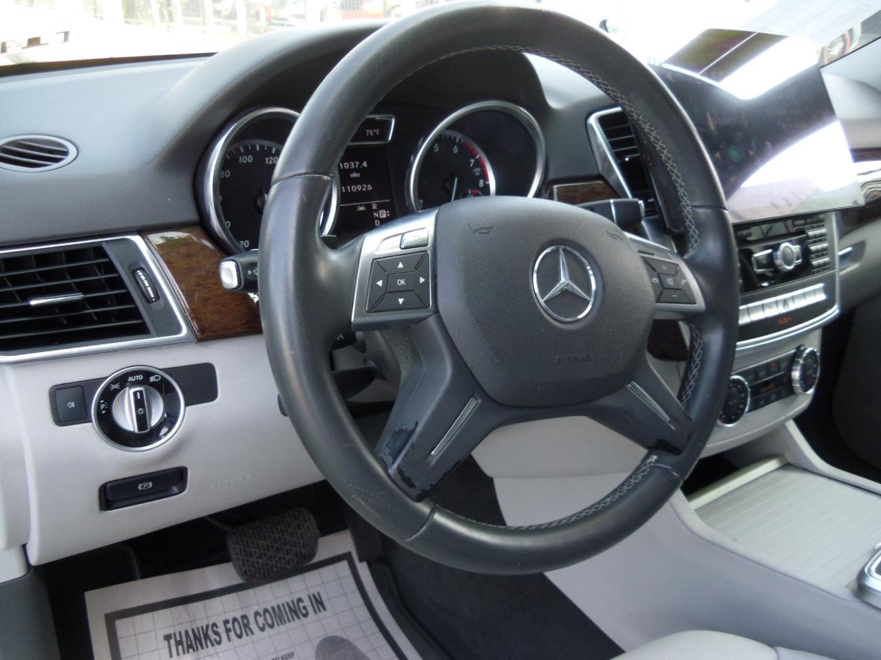 Mercedes-Benz M-Class 4MATIC 4dr ML 350 2012