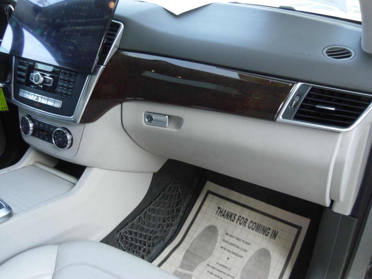 Mercedes-Benz M-Class 4MATIC 4dr ML 350 2012