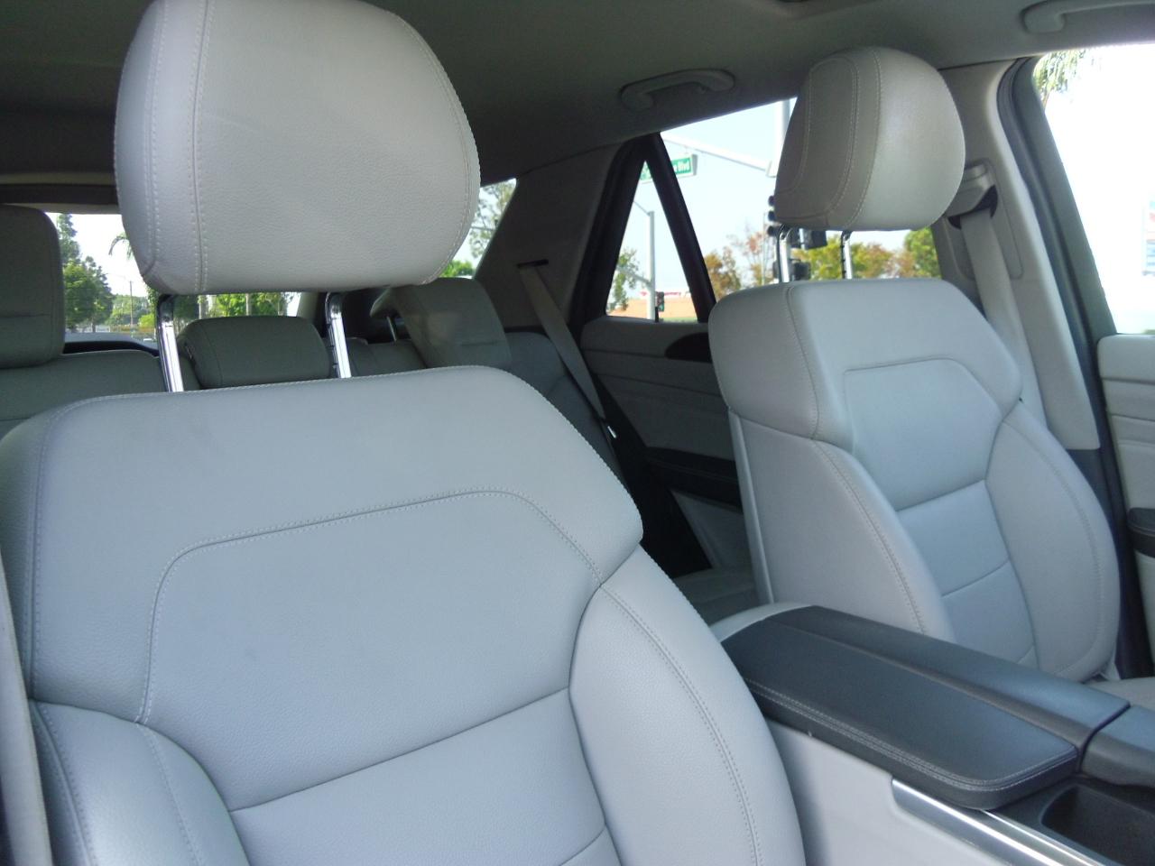 Mercedes-Benz M-Class 4MATIC 4dr ML 350 2012