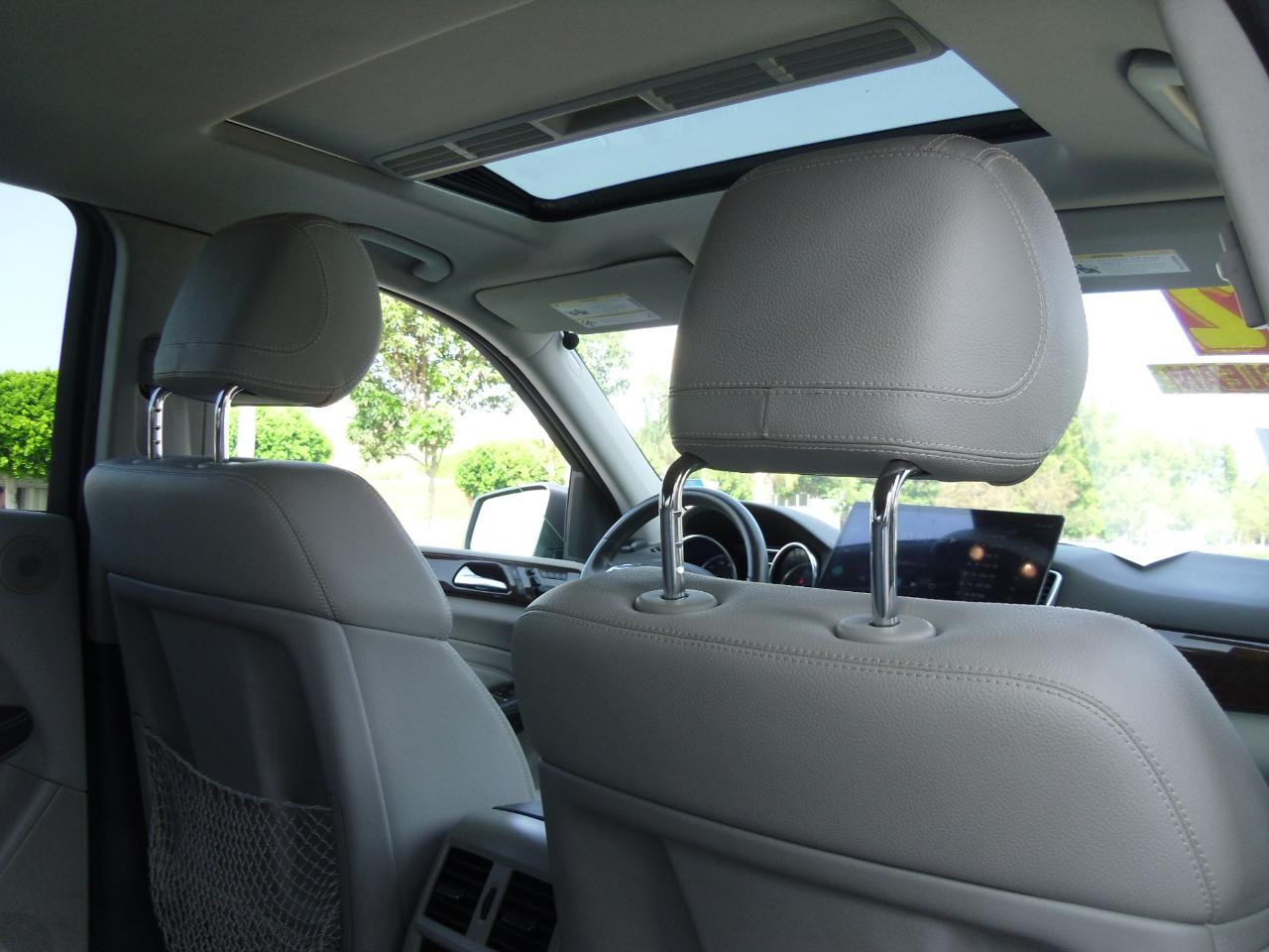 Mercedes-Benz M-Class 4MATIC 4dr ML 350 2012