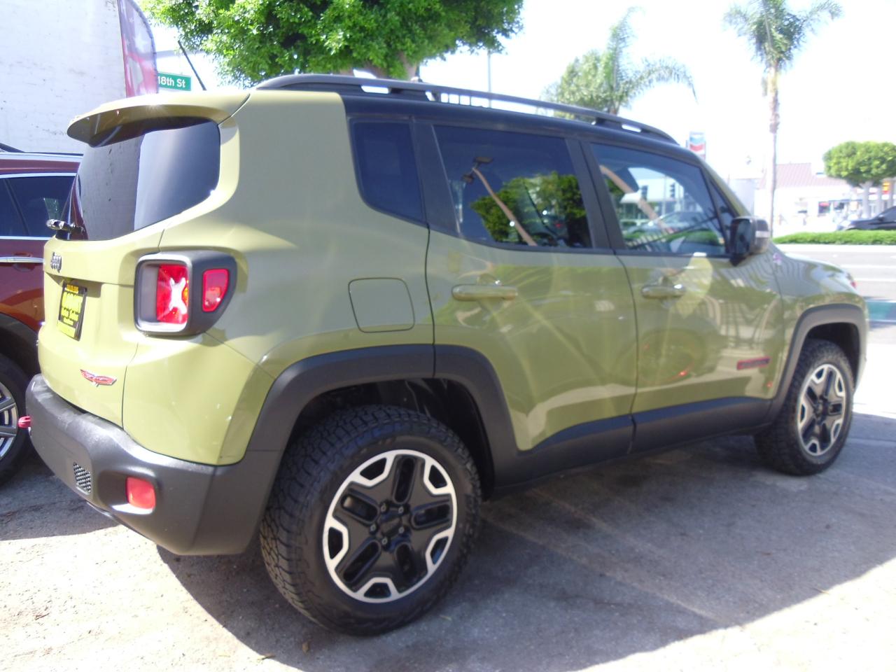 Jeep Renegade 4WD 4dr Trailhawk 2015
