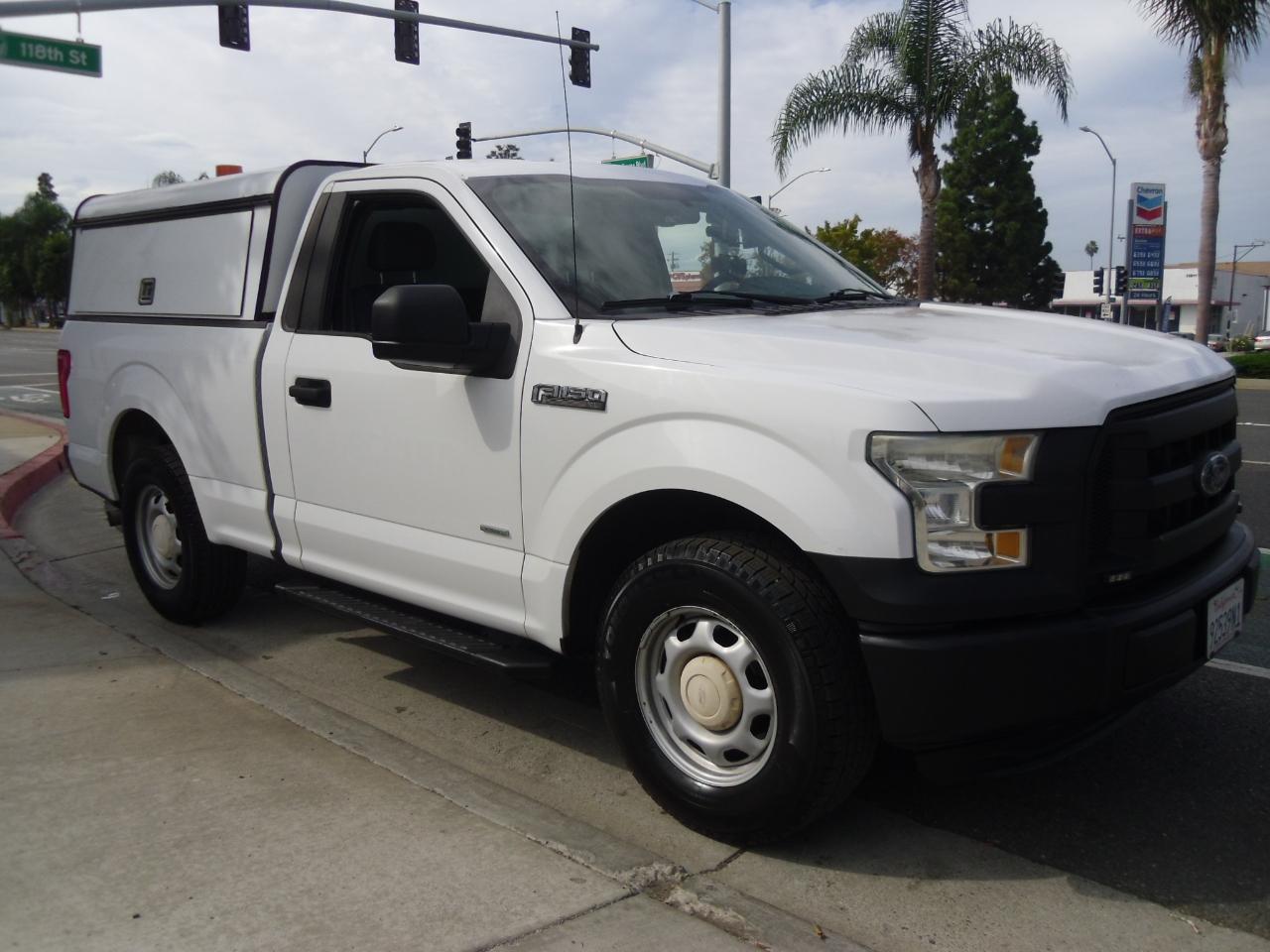 Ford F-150 2WD Reg Cab 122.5" XL 2015