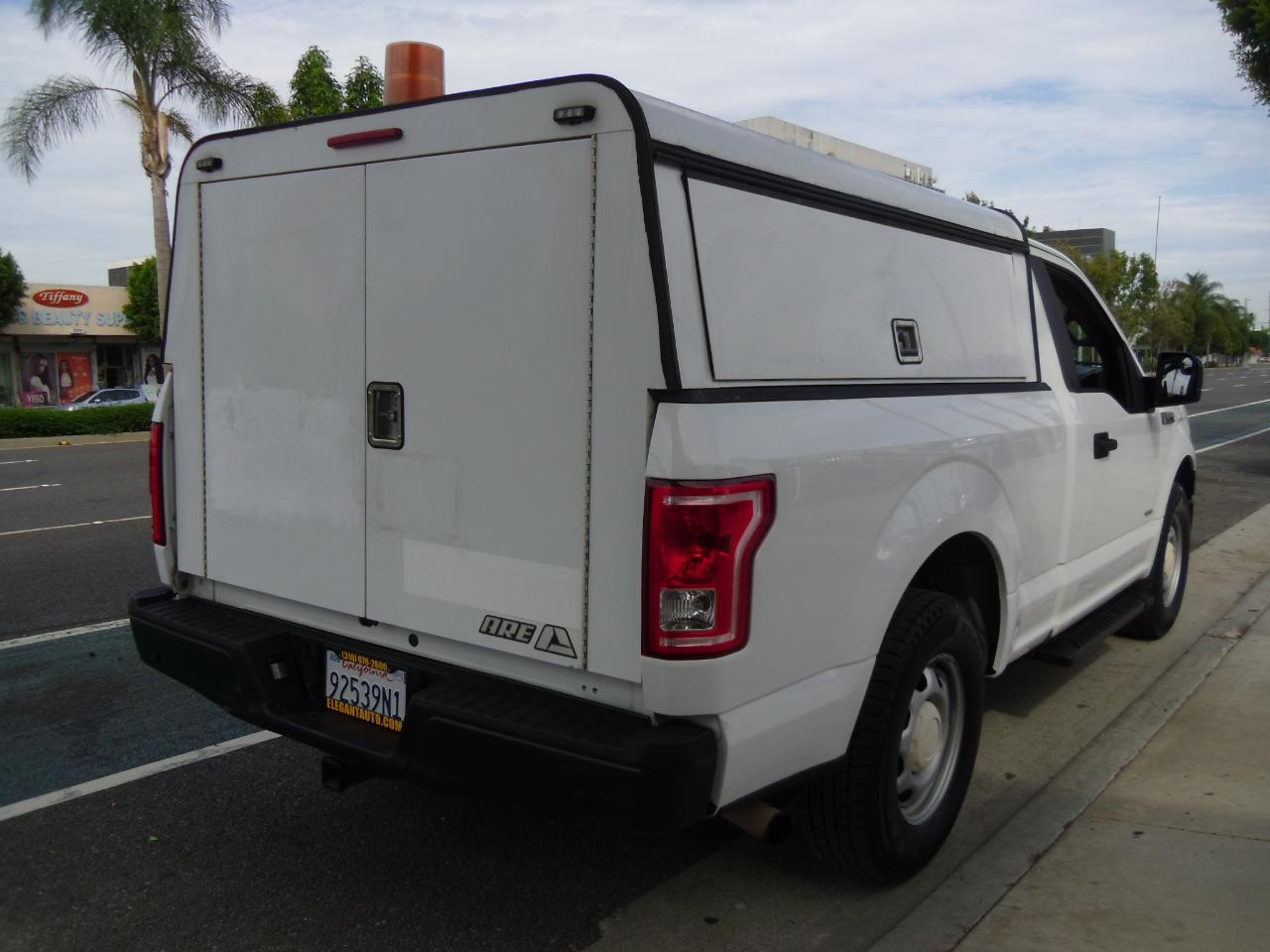 Ford F-150 2WD Reg Cab 122.5" XL 2015
