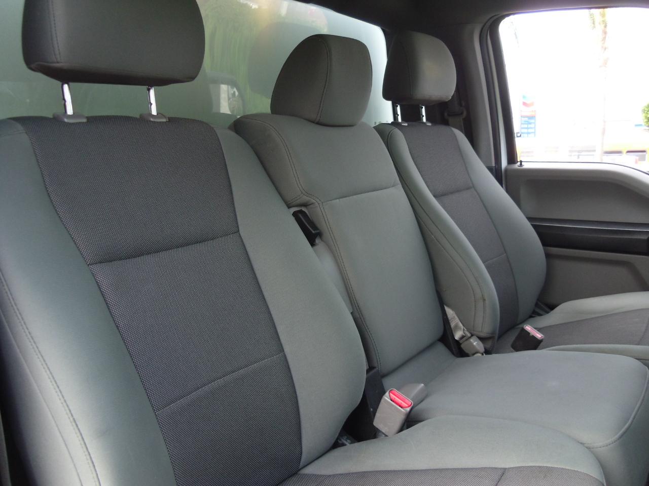 Ford F-150 2WD Reg Cab 122.5" XL 2015