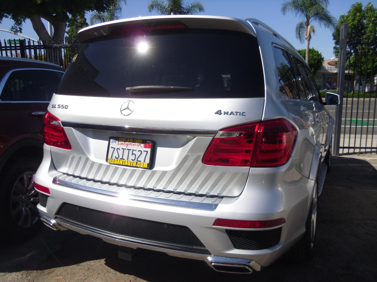 Mercedes-Benz GL 4MATIC 4dr GL 550 2016
