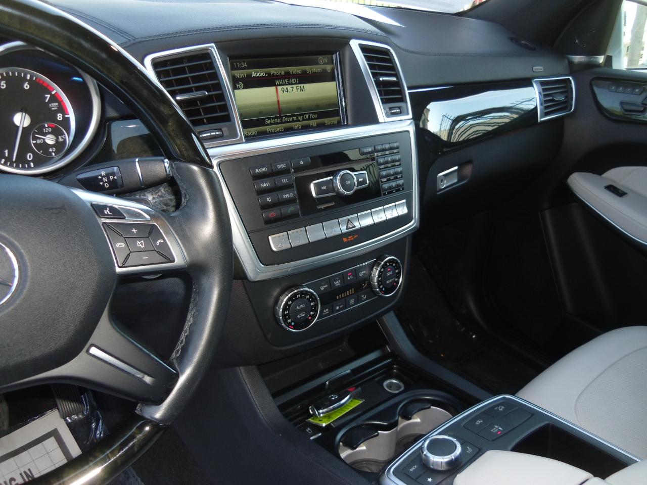 Mercedes-Benz GL 4MATIC 4dr GL 550 2016