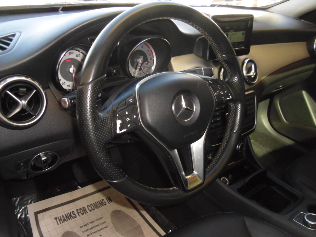 Mercedes-Benz GLA-Class FWD 4dr GLA 250 2015