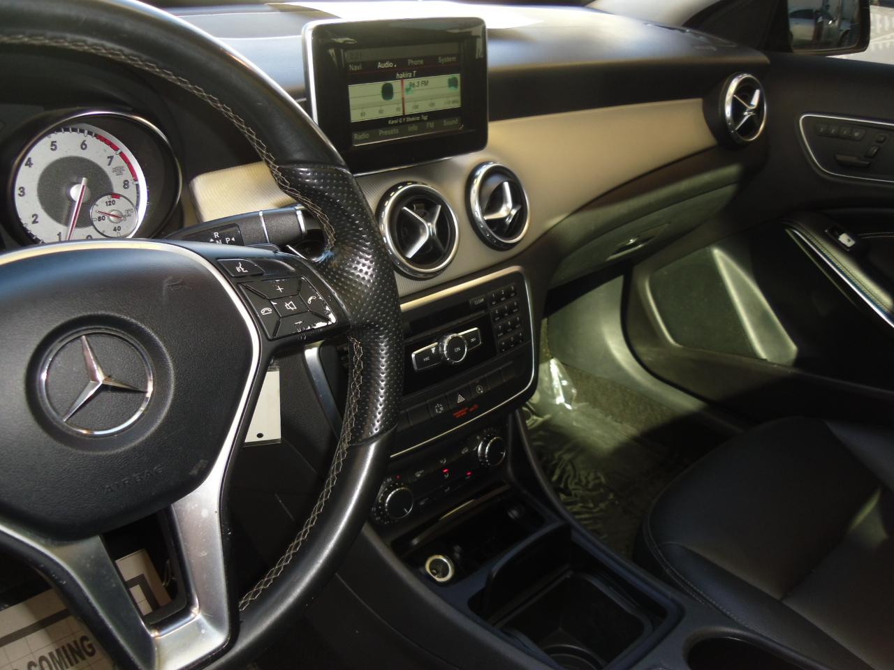 Mercedes-Benz GLA-Class FWD 4dr GLA 250 2015