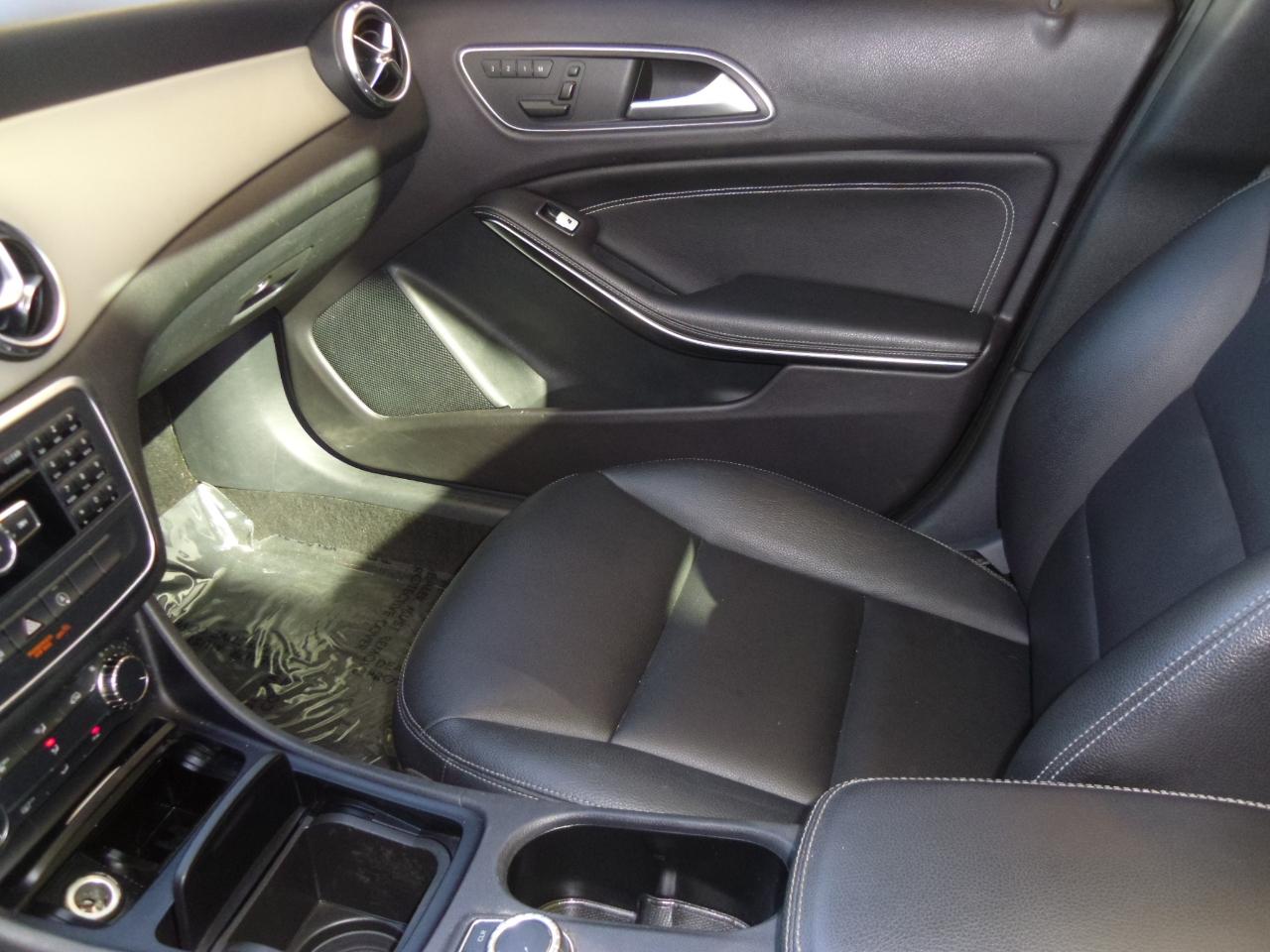 Mercedes-Benz GLA-Class FWD 4dr GLA 250 2015