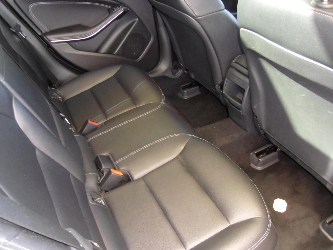 Mercedes-Benz GLA-Class FWD 4dr GLA 250 2015