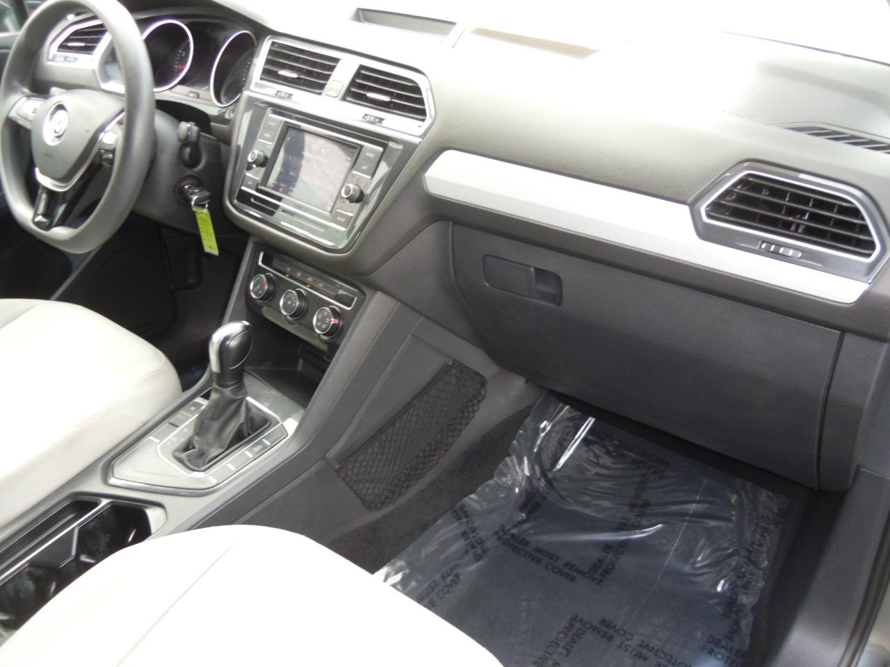 Volkswagen Tiguan 2.0T S FWD 2019