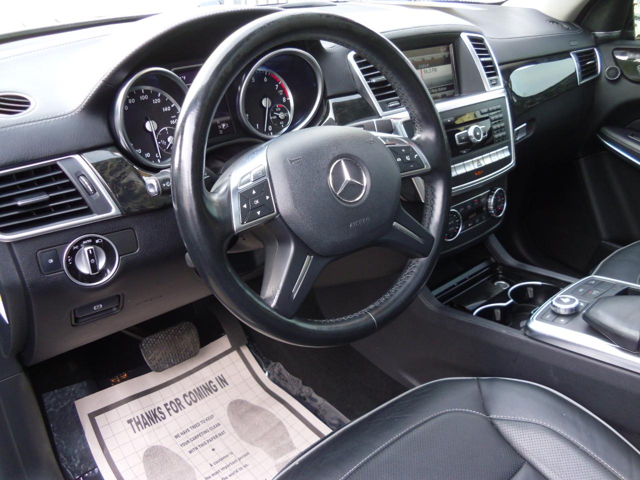 Mercedes-Benz GL-Class 4MATIC 4dr GL 550 2013