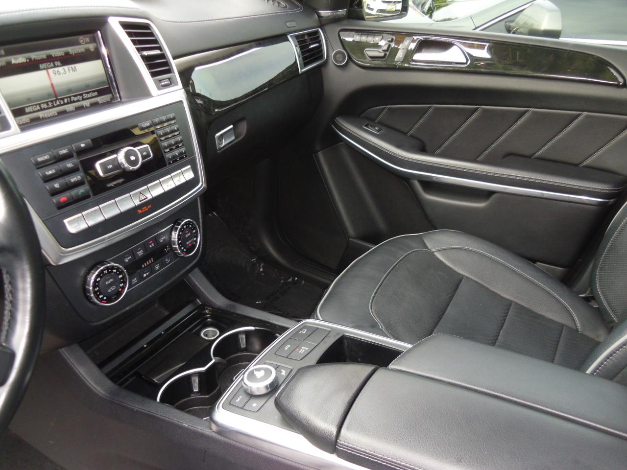 Mercedes-Benz GL-Class 4MATIC 4dr GL 550 2013