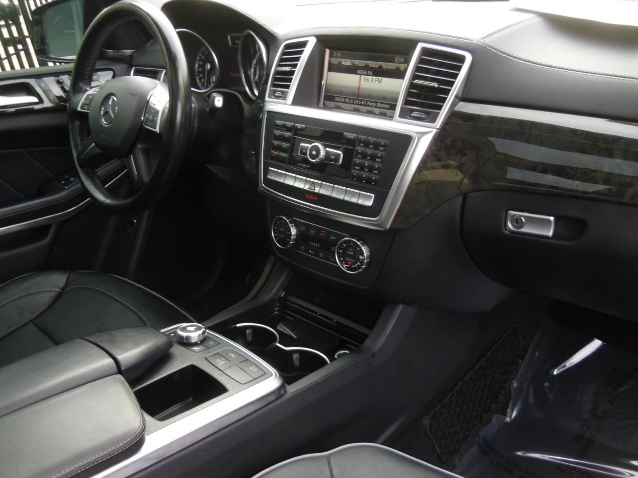 Mercedes-Benz GL-Class 4MATIC 4dr GL 550 2013