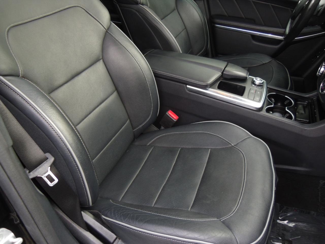 Mercedes-Benz GL-Class 4MATIC 4dr GL 550 2013