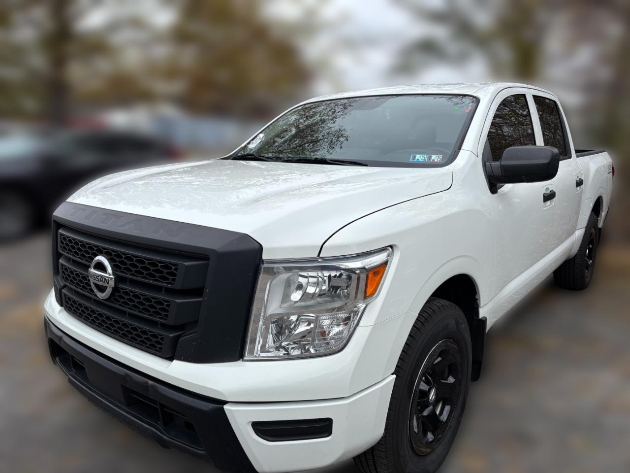 2022 Nissan Titan S Crew Cab 4WD