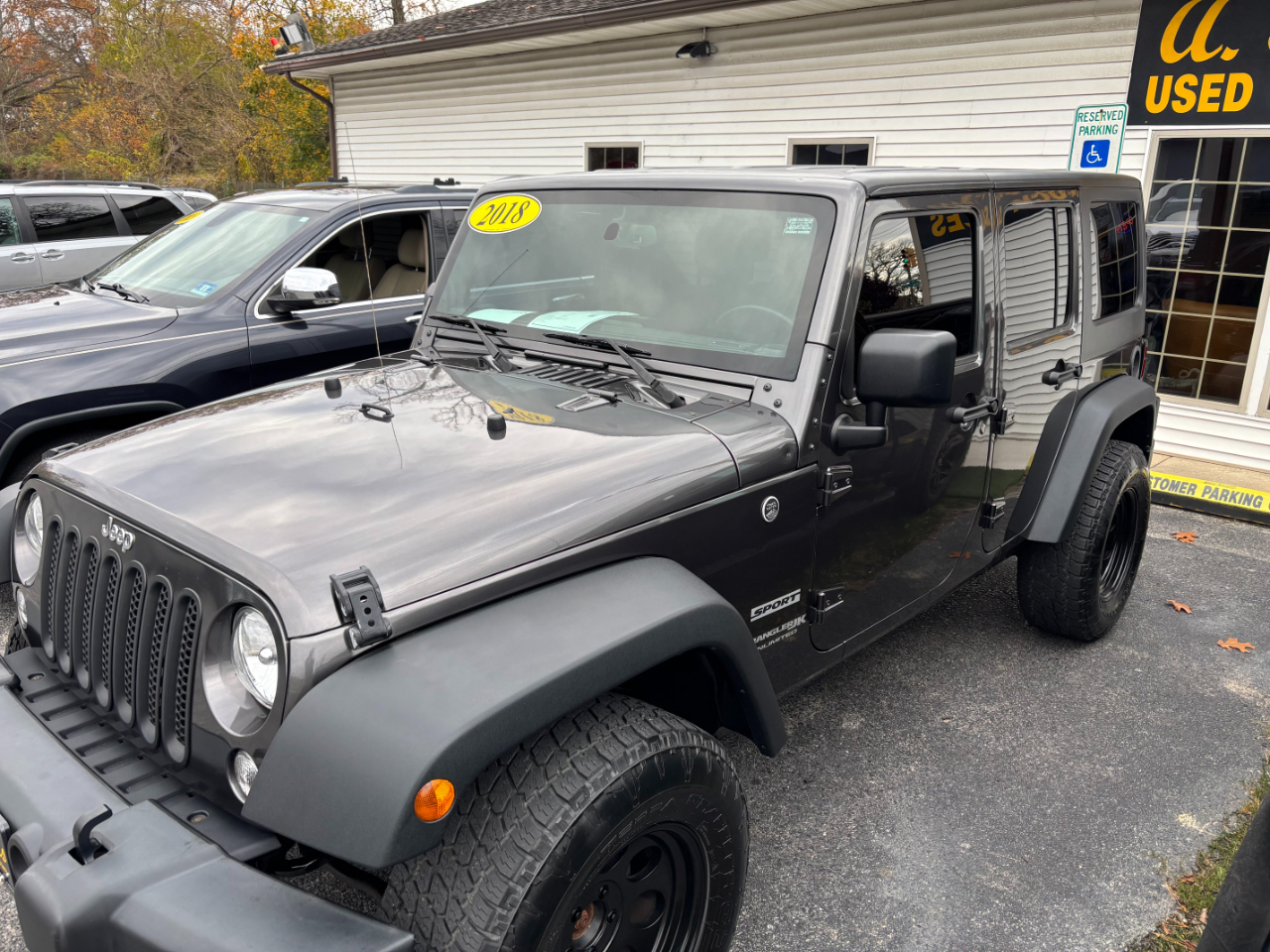 2018 Jeep Wrangler Unlimited Sport photo 2