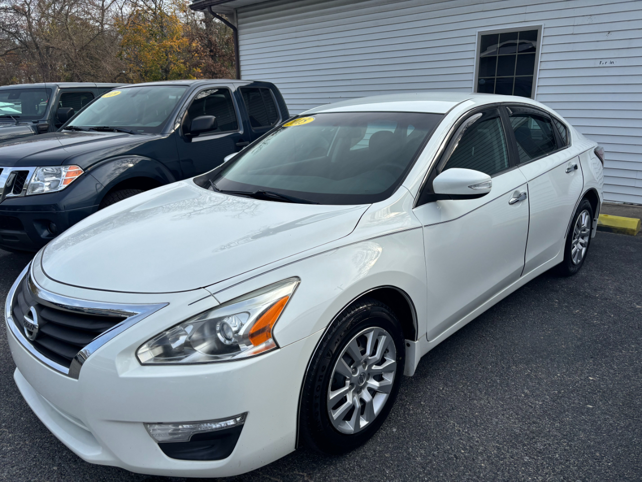 2015 Nissan Altima 2.5 SV photo 3