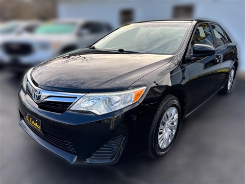 2014 Toyota Camry LE