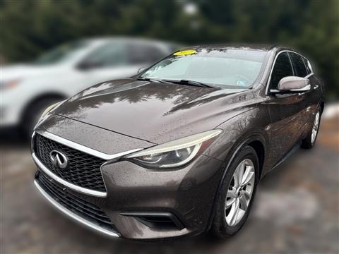 2017 Infiniti QX30 Base