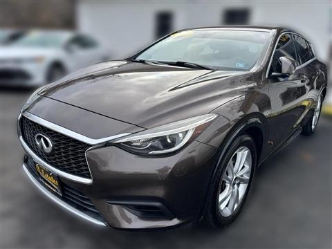 2017 Infiniti QX30 Base