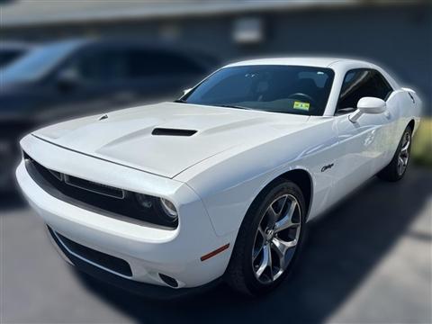 2015 Dodge Challenger SXT Plus
