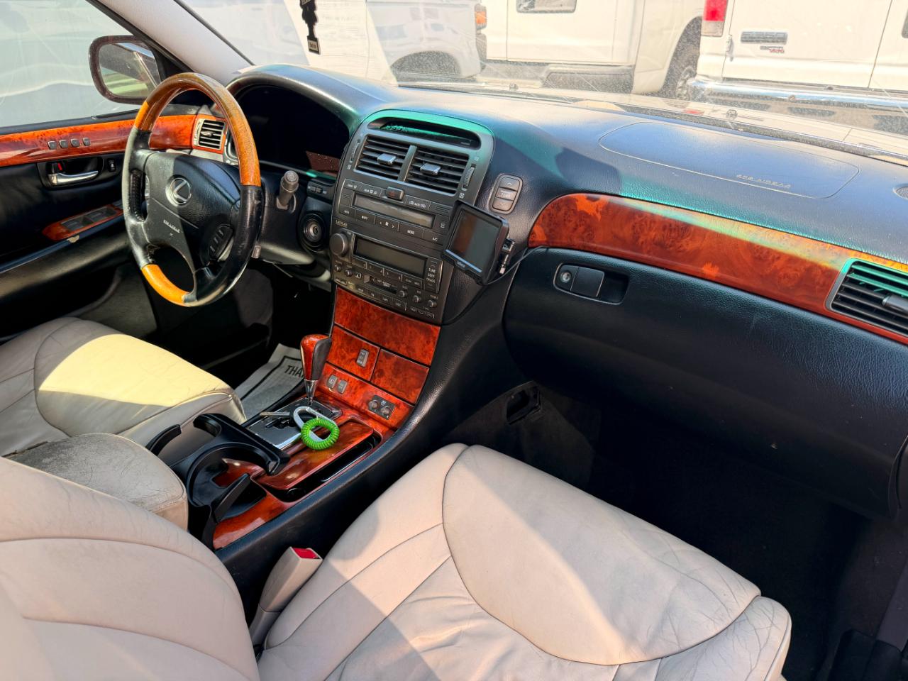 Lexus LS 430 Sedan 2005