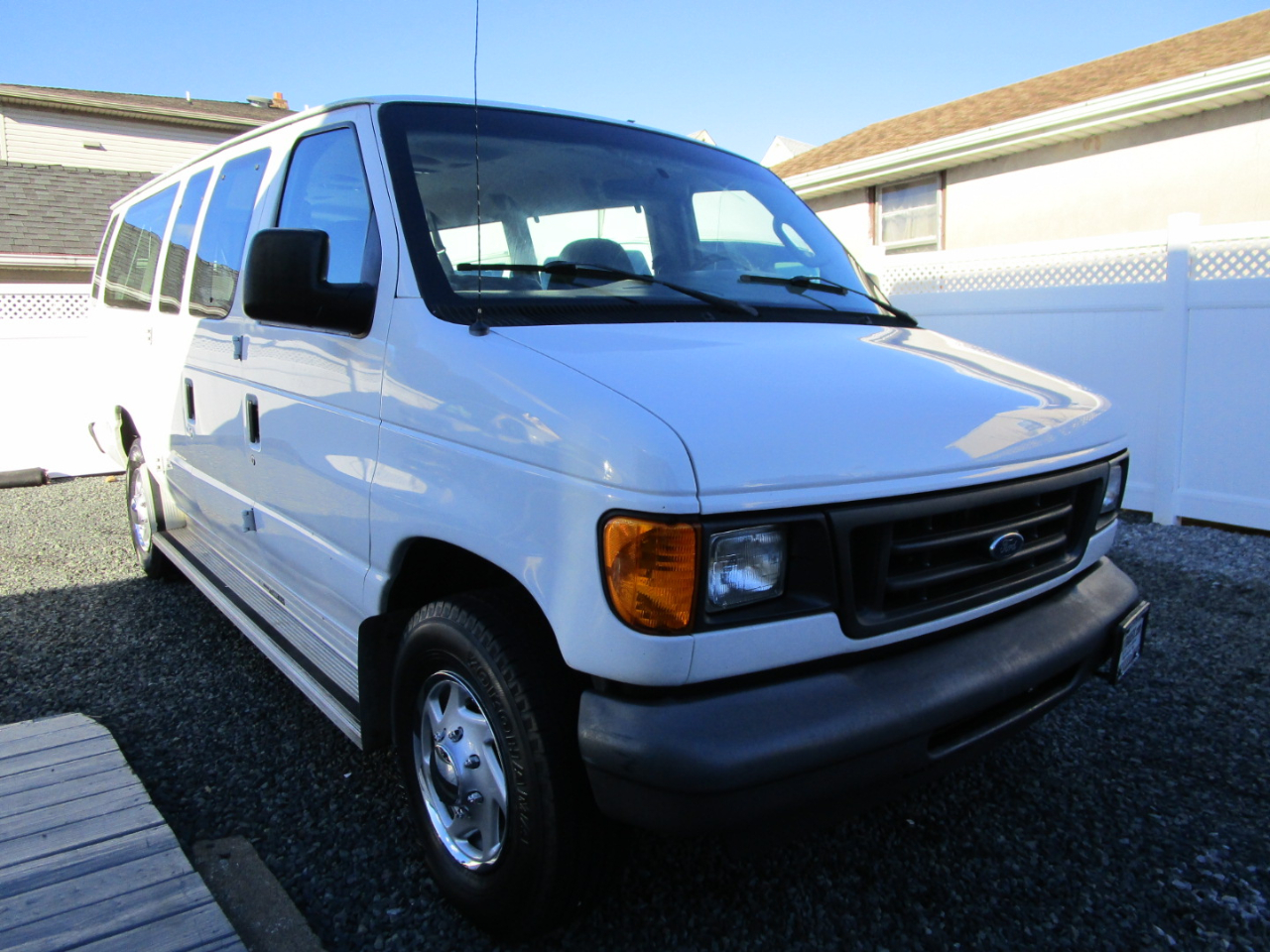 2006 Ford Econoline E-350 Extended
