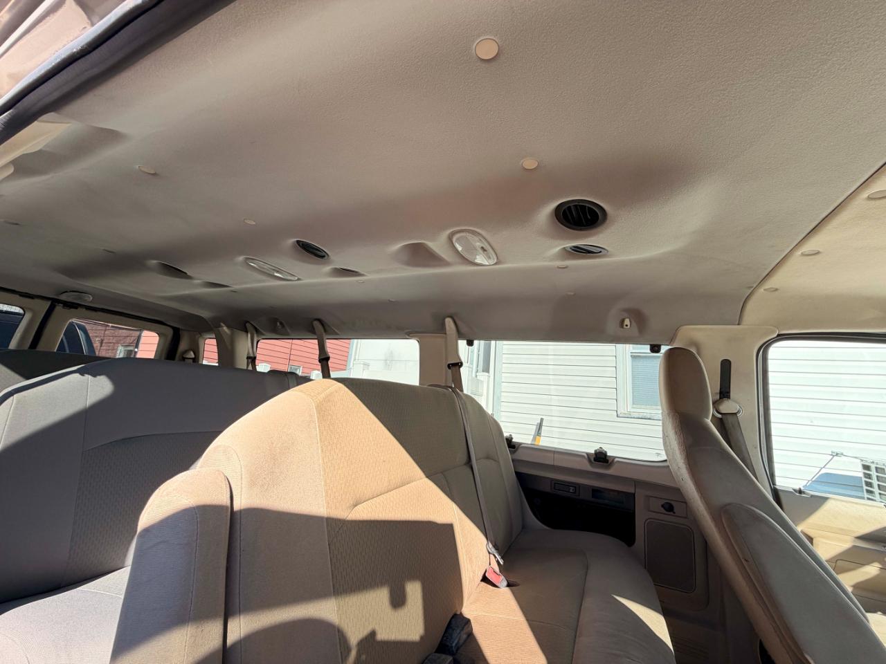 Ford Econoline E-350 Extended 2009