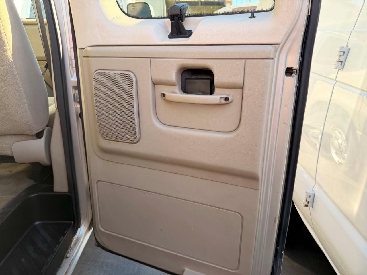 Ford Econoline E-350 Extended 2009