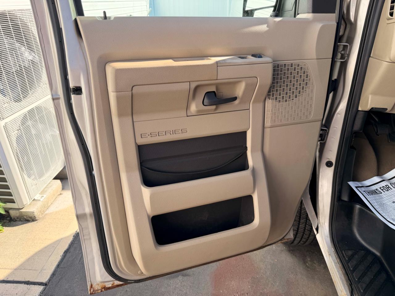 Ford Econoline E-350 Extended 2009