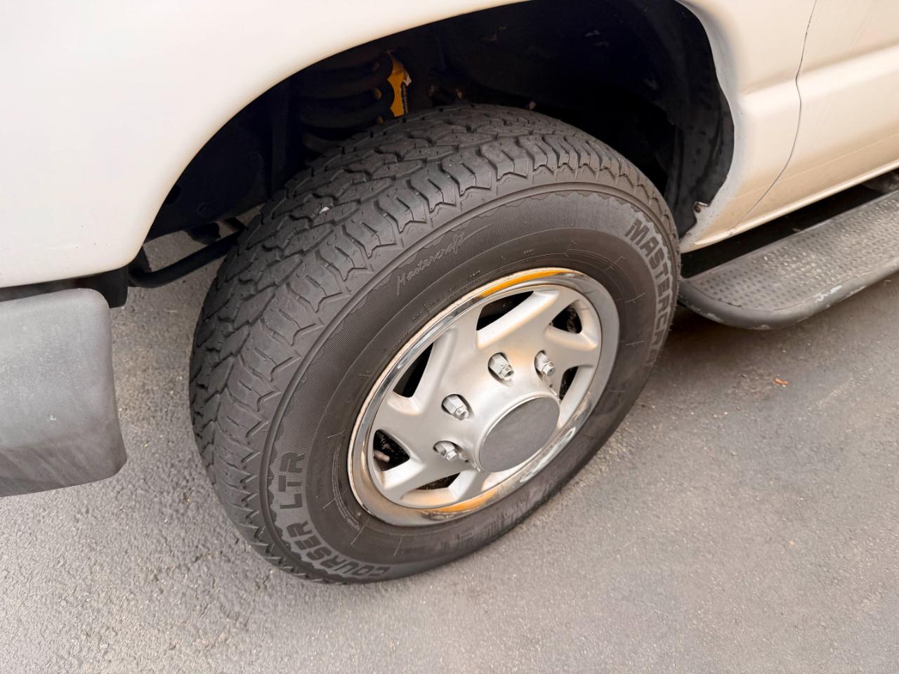 Ford Econoline E-250 Extended 2007