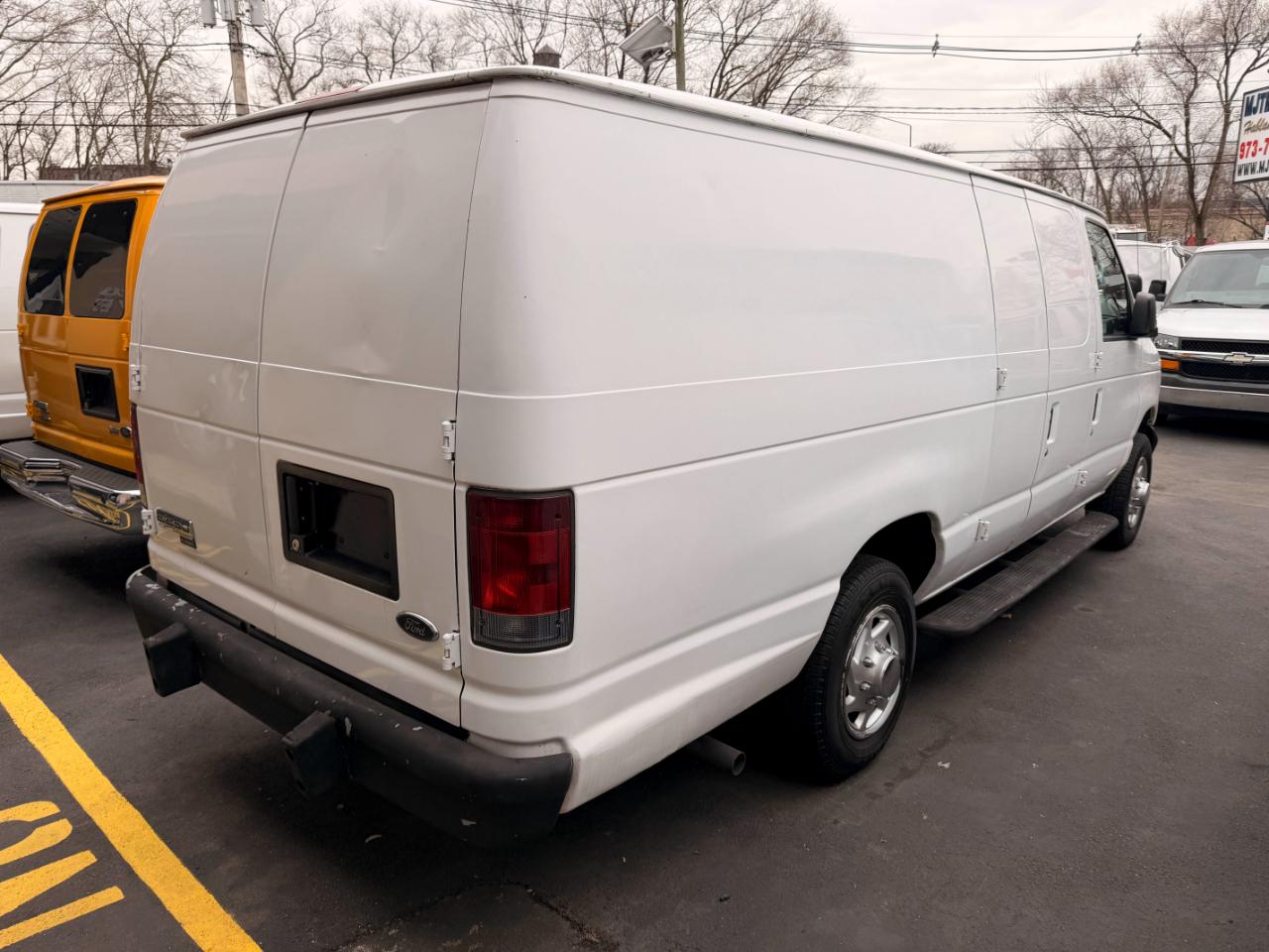 Ford Econoline E-250 Extended 2007