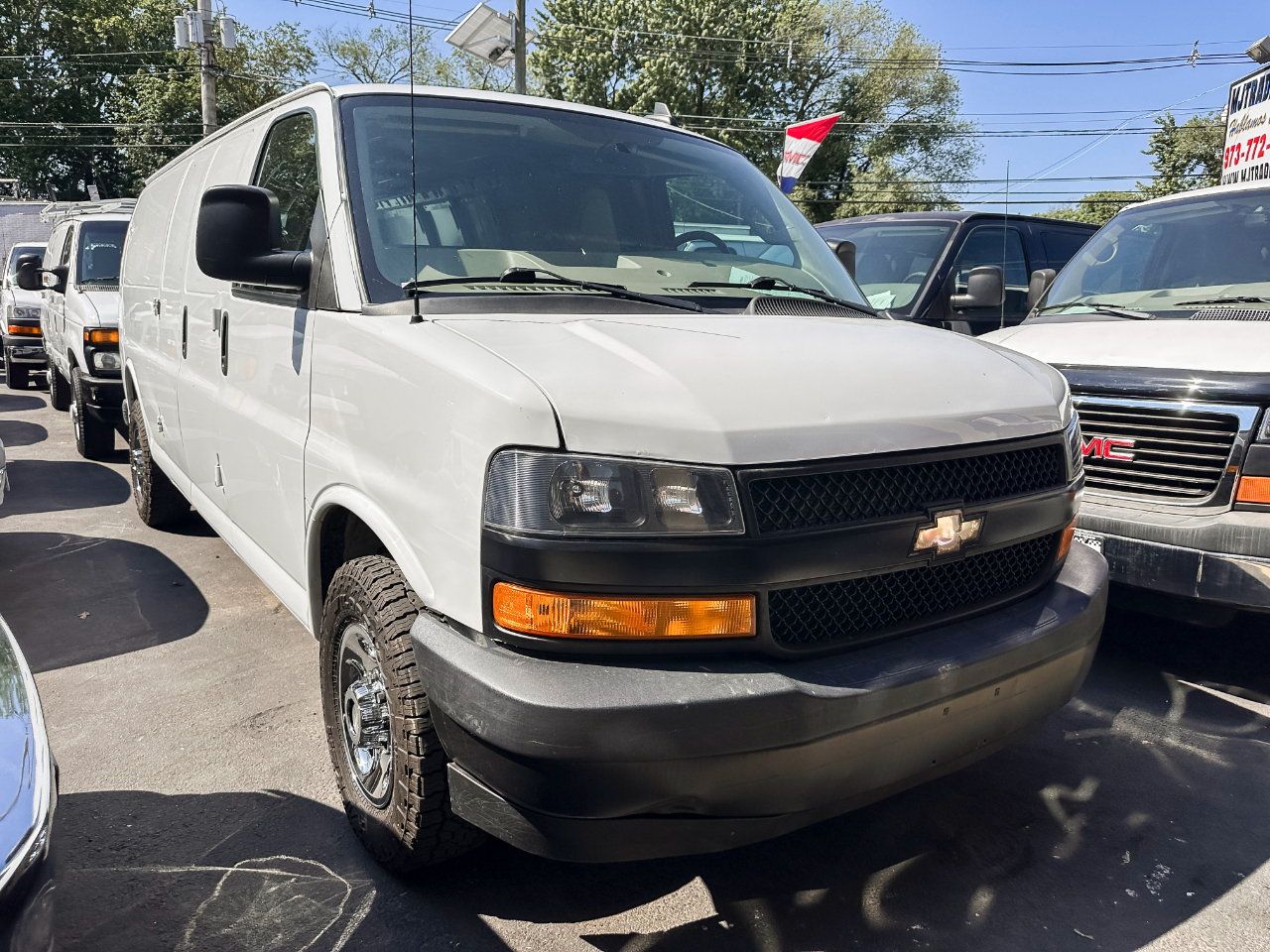 2018 Chevrolet Express Cargo Work Van's photo
