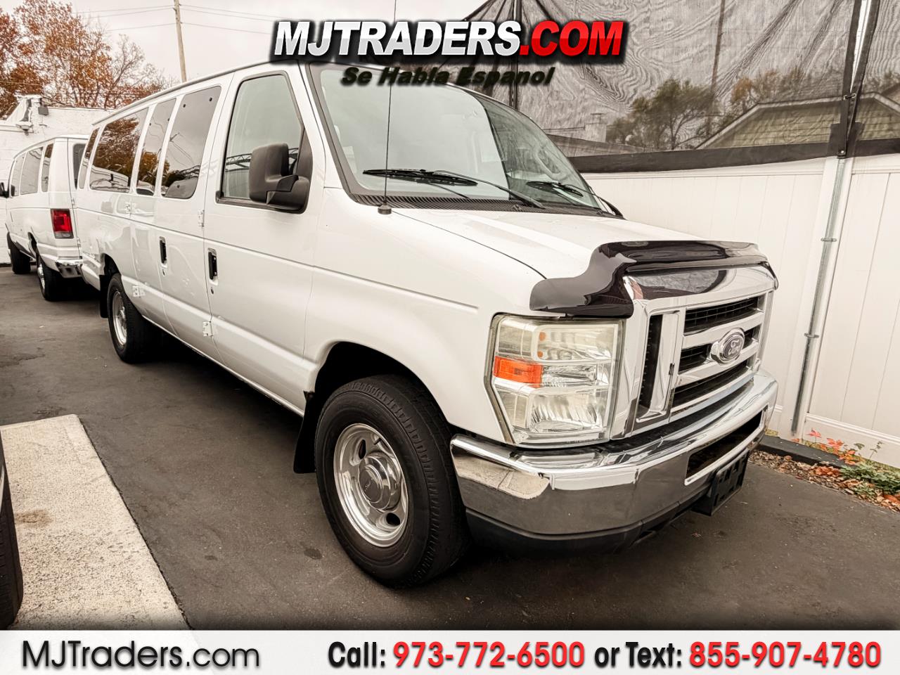 2011 Ford Econoline E-350 XLT Super Duty Extended