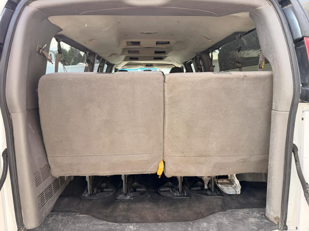 Chevrolet Express LT 3500 Extended 2012