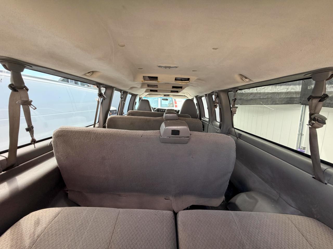 Chevrolet Express LT 3500 Extended 2012