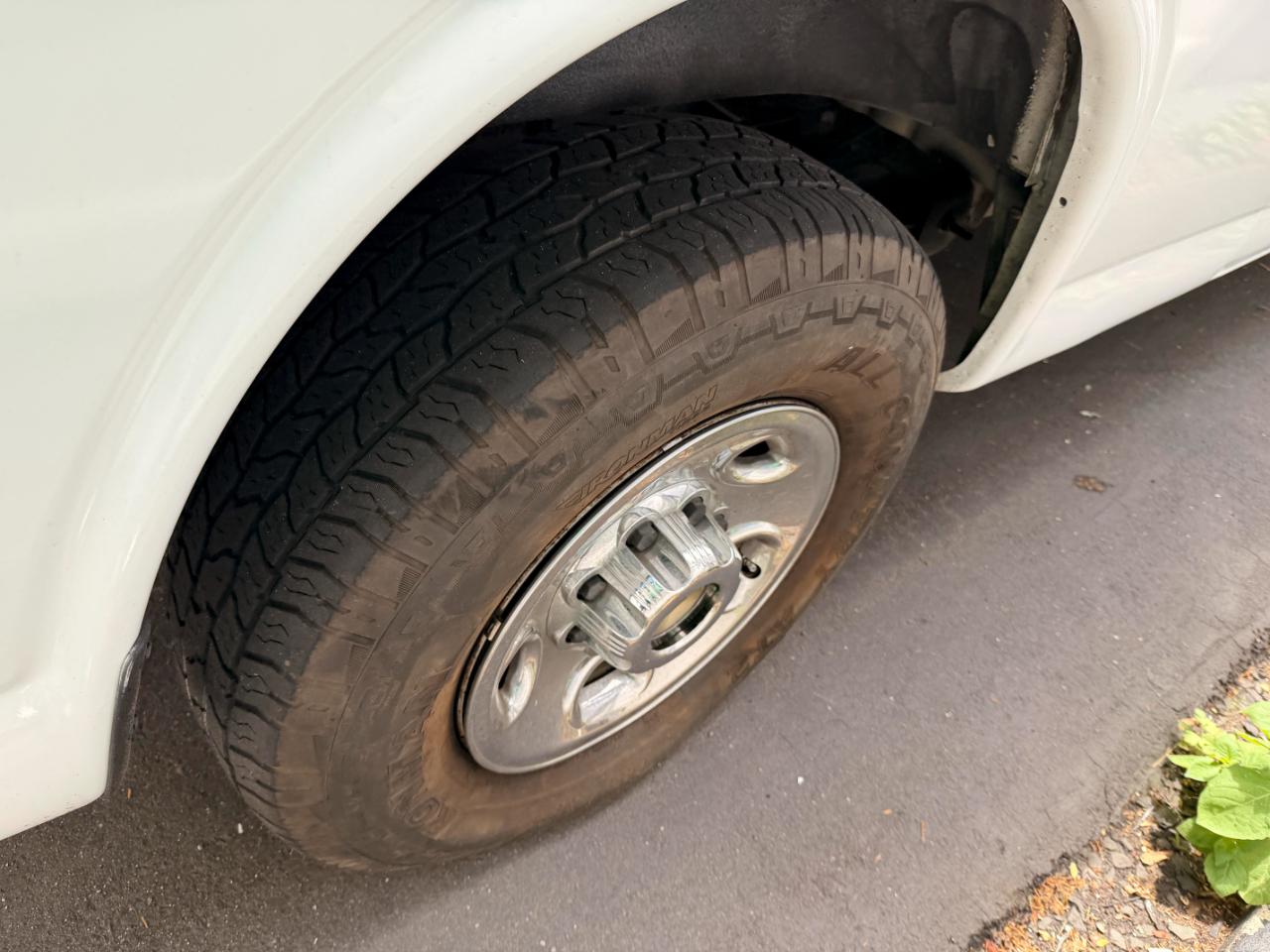 Chevrolet Express LT 3500 Extended 2012