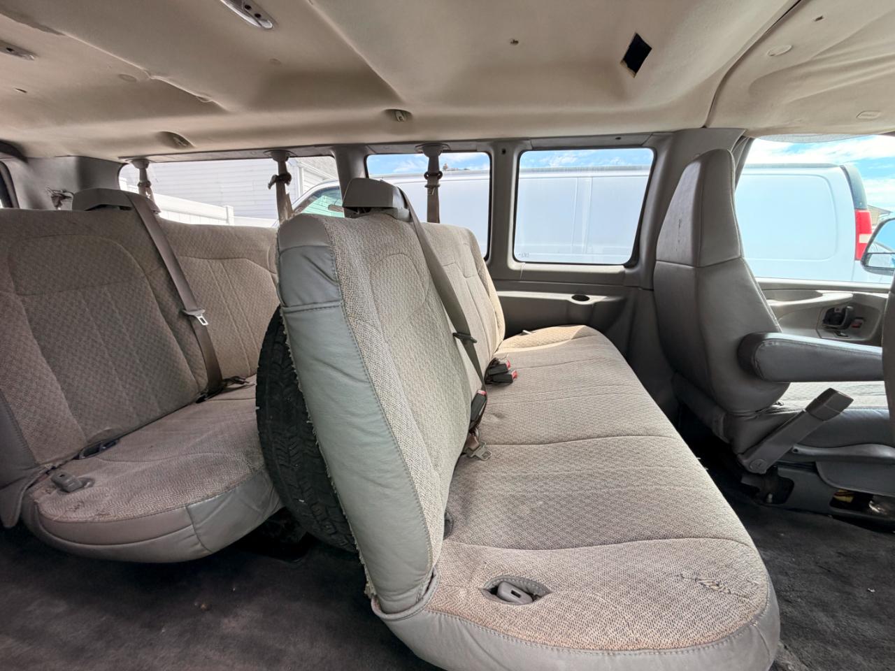 Chevrolet Express LT 3500 Extended 2012