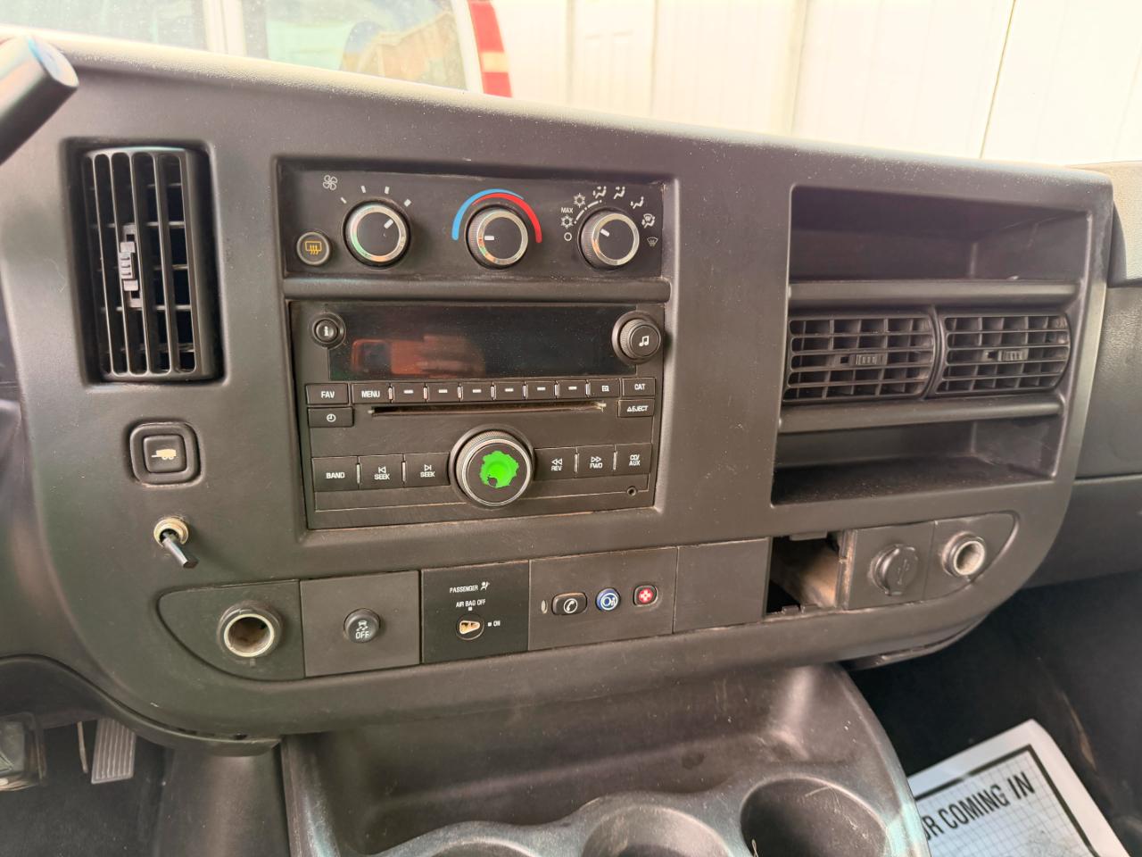Chevrolet Express LT 3500 Extended 2012