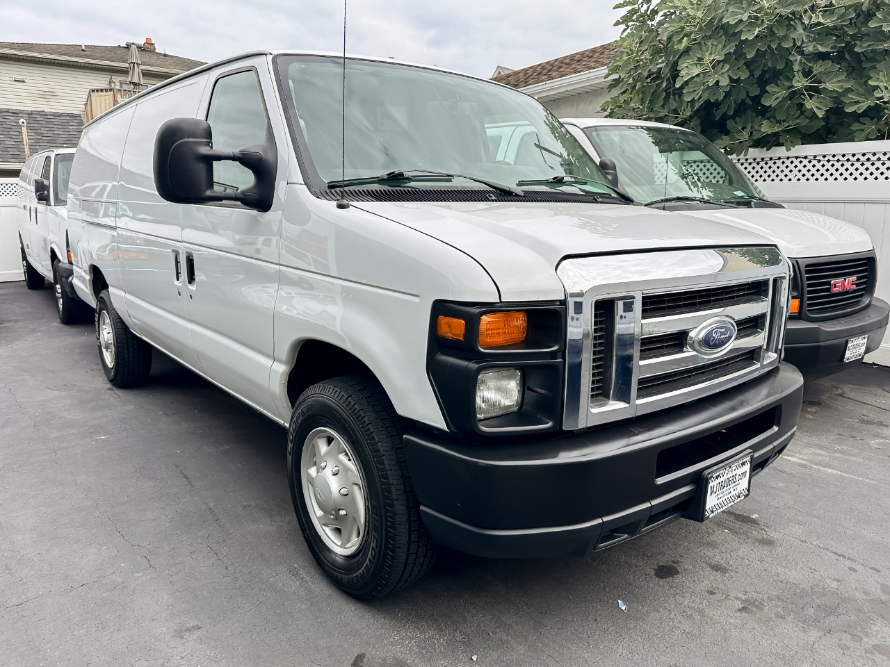 2014 Ford E-Series Econoline Van Commercial's photo